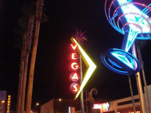 Vegas sign